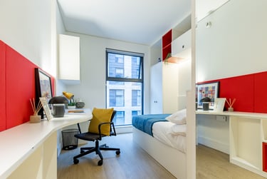 Economy En Suite at Spring Mews, Tinworth Street, Vauxhall, London, SE115EL - Image 1
